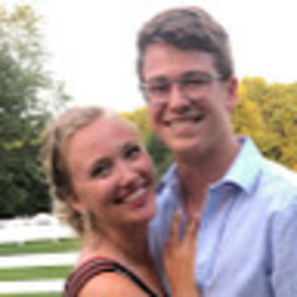 Meet your Posher, Alexandra - Picture 1 of 1